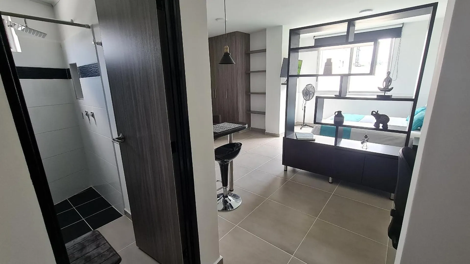 Apartament 408 Moderno Aparta-Suite En Versalles Tipo Loft - Cali Tower Suites & Lofts