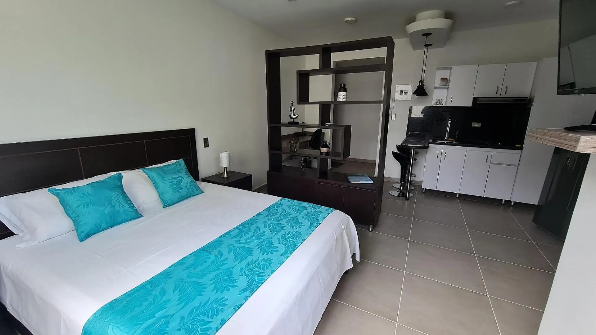 408 Moderno Aparta-Suite En Versalles Tipo Loft - Cali Tower Suites & Lofts 0*,  Kolumbia